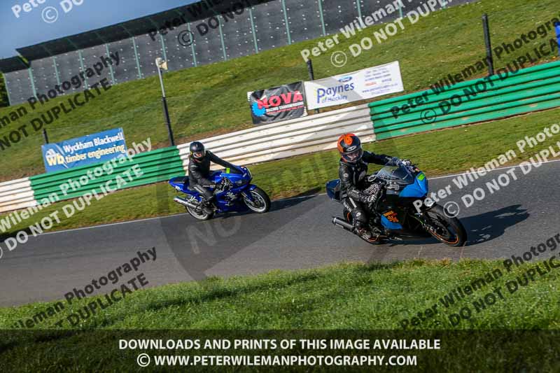 PJM Wedding Photography;enduro digital images;event digital images;eventdigitalimages;mallory park;mallory park photographs;mallory park trackday;mallory park trackday photographs;no limits trackdays;peter wileman photography;racing digital images;trackday digital images;trackday photos
